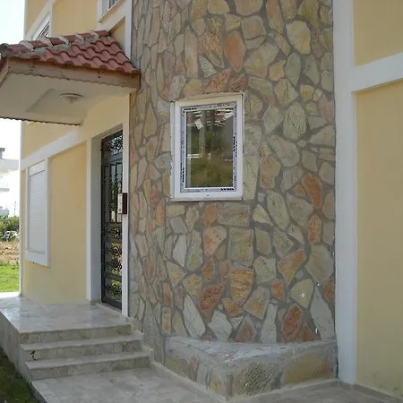 Geledonya Evleri * Karaoz
