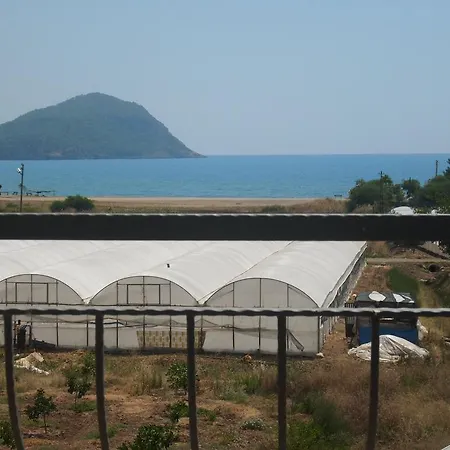 Geledonya Evleri Apartamento
